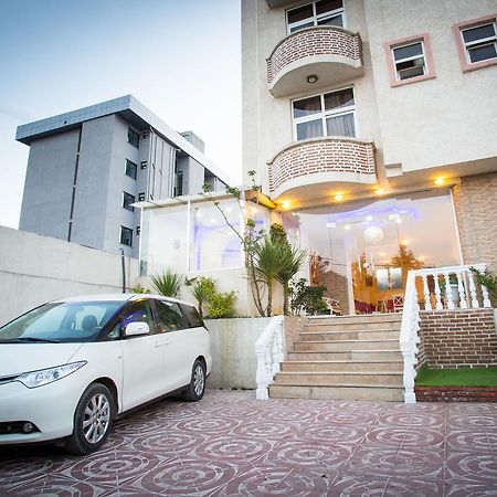 White House Addis Hotel 외부 사진