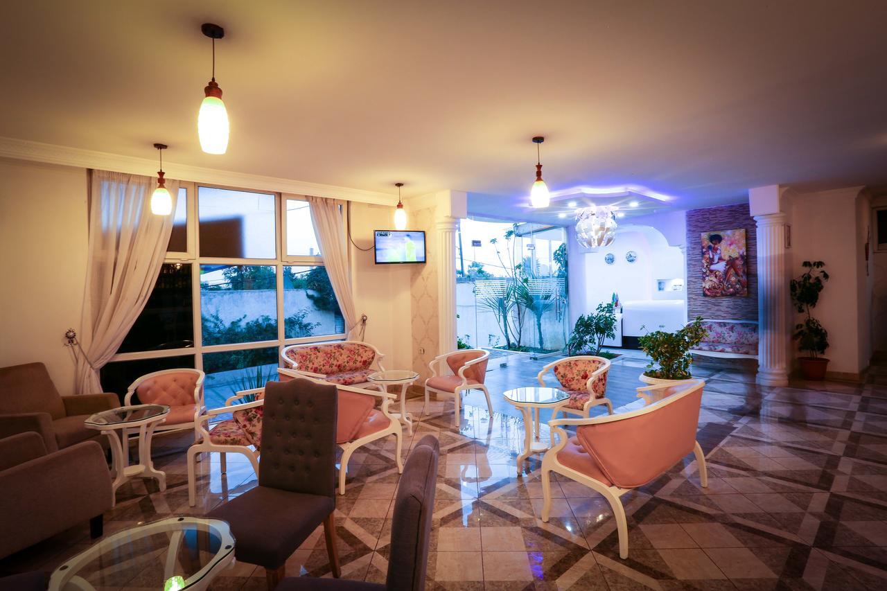 White House Addis Hotel 외부 사진